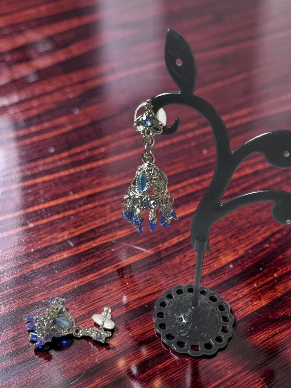 vintage silver tone hombre blues chrystals chandelier dangle earrings